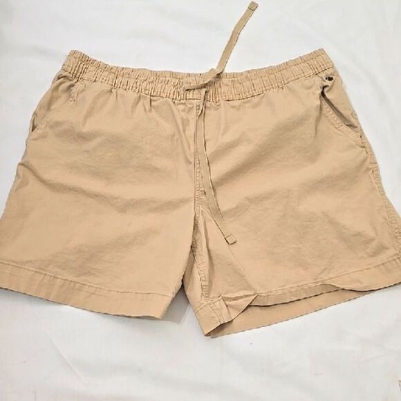 L.l..Bean Casual Tan Women's Shorts 16 - Picture 1 of 6